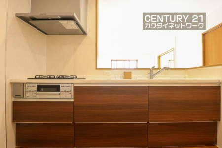 �L�b�`���@���[�L�x�ȃL�b�`���ŁA������������ꂢ�Ɏ��[�B