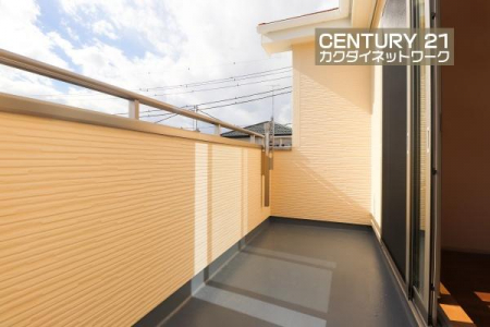 �o���R�j�[�@�����̗z�����~�蒍���A�����ɗz���܂�𐶂ݏo���Ă���܂��B