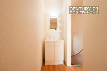 ʑEʏ@2Kɂʑ䂪܂̂ŁAZɐʑ҂邱ƂȂȂ܂B