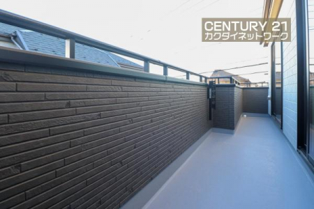 �o���R�j�[�@�����̗z�����~�蒍���A�����ɗz���܂�𐶂ݏo���Ă���܂��B