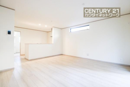 ���r���O�@�J���I�ȃ��r���O�_�C�j���O�ɂ͎��R�ƉƑ��݂�Ȃ��W�܂��Ă��܂��B