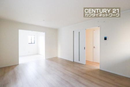 ���r���O�@�����獷�����ޗz�������r���O�ł��낮�Ƒ���g������ݍ��݂܂��B