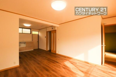 rO@JIȃrO_CjOɂ͎RƉƑ݂ȂW܂Ă܂B