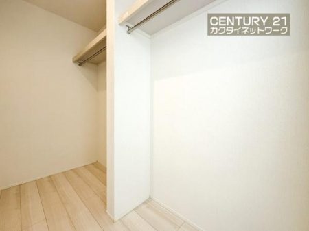 ���[�@����ƕ֗��ȃE�H�[�N�C���N���[�[�b�g�B�G�߂�p�r�ɕ����Ă��g�����������܂��B