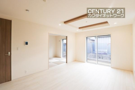 ���r���O�@�����獷�����ޗz�������r���O�ł��낮�Ƒ���g������ݍ��݂܂��B