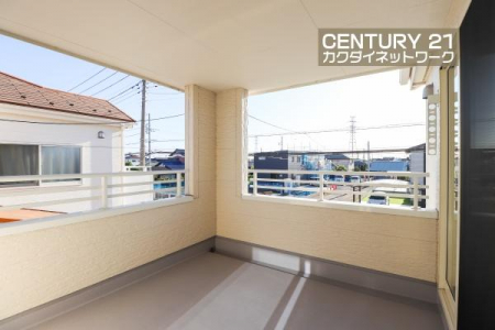 oRj[@t̃oRj[ŋ}ȉJŐ󕨂GĂ܂Sz܂B