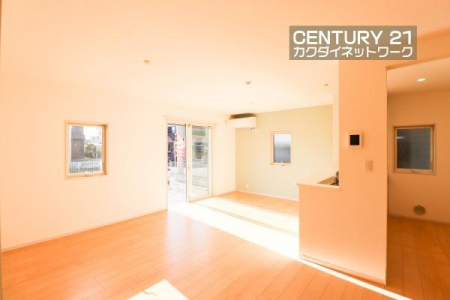 rO@獷ޗzrOł낮Ƒgݍ݂܂B