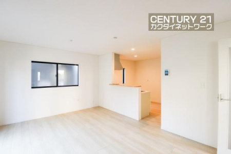 rO@JIȃrO_CjOɂ͎RƉƑ݂ȂW܂Ă܂B