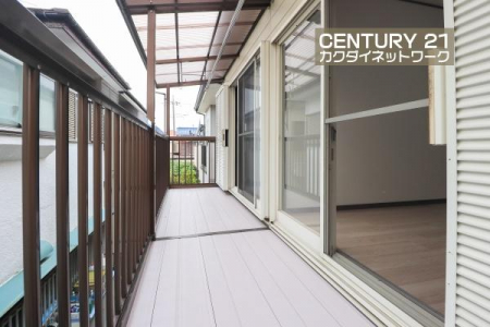 �o���R�j�[�@�����̗z�����~�蒍���A�����ɗz���܂�𐶂ݏo���Ă���܂��B