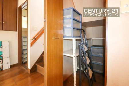 [@LɎ[܂BN[[bgɓ肫ȂȂ܂Ă̂ɕ֗łB