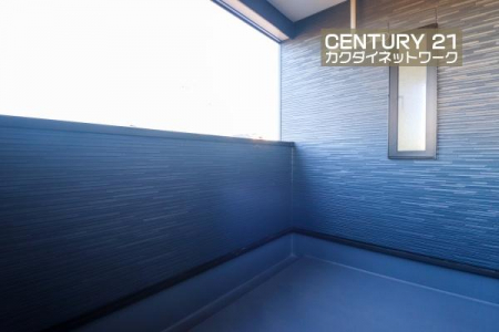 oRj[@t̃oRj[ŋ}ȉJŐ󕨂GĂ܂Sz܂B