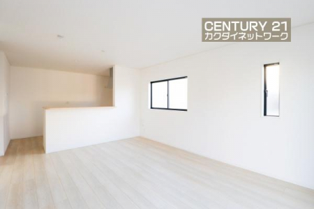 rO@JIȃrO_CjOɂ͎RƉƑ݂ȂW܂Ă܂B