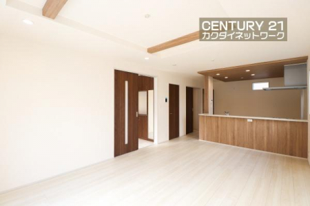 rO@JIȃrO_CjOɂ͎RƉƑ݂ȂW܂Ă܂B