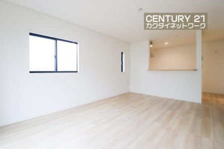 rO@JIȃrO_CjOɂ͎RƉƑ݂ȂW܂Ă܂B