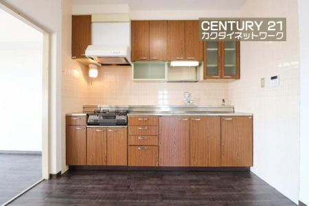 �L�b�`���@���[�L�x�ȃL�b�`���ŁA������������ꂢ�Ɏ��[�B