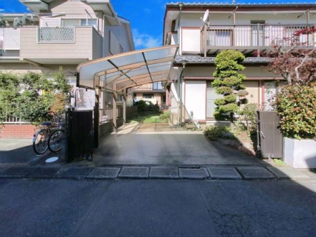 @J[|[gBtȂ̂ŉJ̓̏~yB