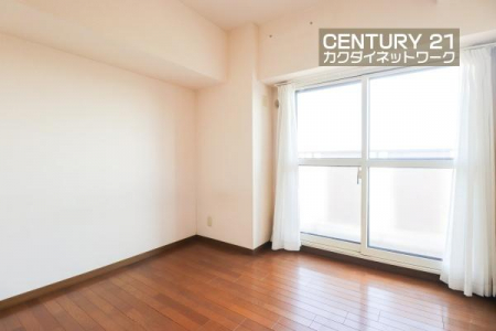 �@�����璍�����z���Ŗ��邢��ԁB