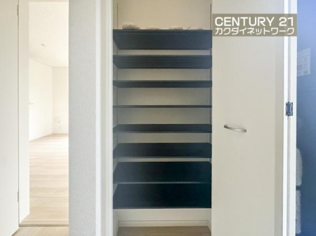 ���ց@���������ł�����I�����B�C�ȊO�ɂ��P��R�[�g�����[���鎖���ł��A���ւ����ꂢ�ɂ��g�����������܂��B