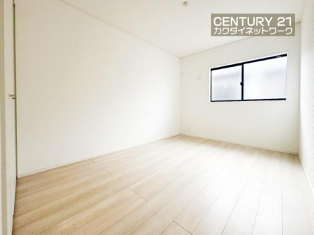 �@�����g�őf�G�ȋ�Ԃ�n��グ���܂��B