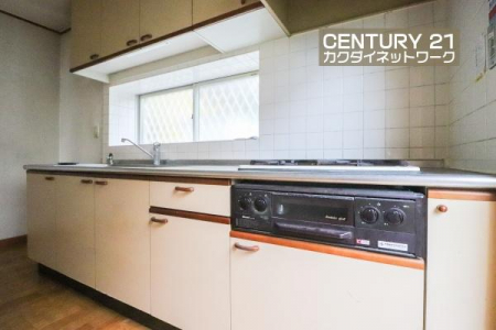 �L�b�`���@���[�L�x�ȃL�b�`���ŁA������������ꂢ�Ɏ��[�B