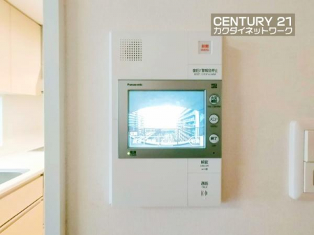 ���̑��@���ւ��m�F���Ȃ��Ă����ꂪ�����̂������킩��܂��B�K��҂��m�F���Ă����b���邱�Ƃ��ł��܂��̂ŁA�]���̃C���^�[�z�����A���S���đΉ����邱�Ƃ��ł��܂��B
