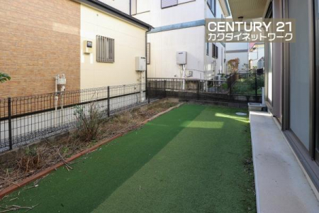 ��@����ł́A�ƒ�؉���BBQ�Ȃǂ���y�ɃA�E�g�h�A���y���߂܂��B