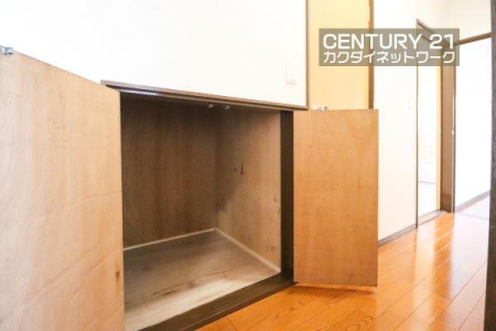 ���[�@1�K�L���Ɏ��[�X�y�[�X���������܂��B