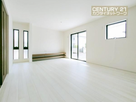 ���r���O�@�����獷�����ޗz�������r���O�ł��낮�Ƒ���g������ݍ��݂܂��B