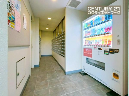 �@�z�B���ƐڐG���邱�Ƃ��Ȃ��W���|�X�g�B���BOX������܂��B
