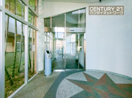 �@�G���g�����X