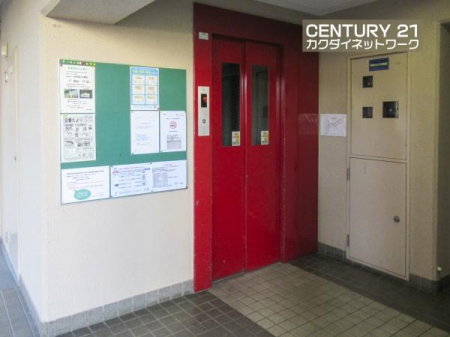 �@�G���x�[�^�[